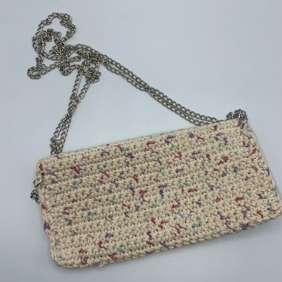 Hand-Knitted Crossbody Bag - Picture 15 of 15